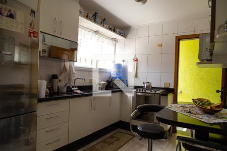 Casa à venda com 180m², 3 quartos e 2 vagas Casa à venda com 180m², 3 quartos e 2 vagasCozinha