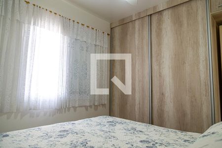 Casa à venda com 180m², 3 quartos e 2 vagas Casa à venda com 180m², 3 quartos e 2 vagasSuíte