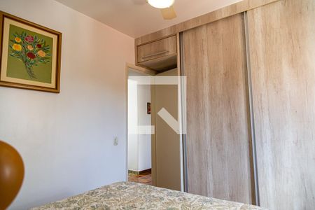 Casa à venda com 180m², 3 quartos e 2 vagas Casa à venda com 180m², 3 quartos e 2 vagasQuarto 2