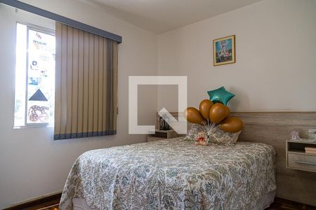 Casa à venda com 180m², 3 quartos e 2 vagas Casa à venda com 180m², 3 quartos e 2 vagasQuarto 2