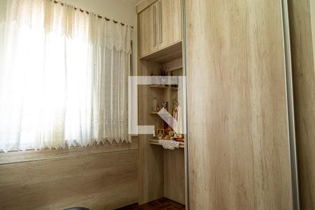 Casa à venda com 180m², 3 quartos e 2 vagas Casa à venda com 180m², 3 quartos e 2 vagasQuarto 1