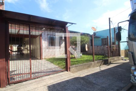 Casa à venda com 130m², 3 quartos e 2 vagasFachada