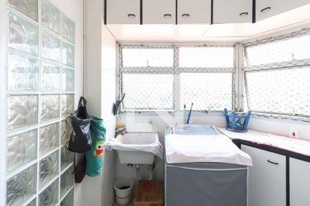 Apartamento à venda com 98m², 2 quartos e 2 vagas Apartamento à venda com 98m², 2 quartos e 2 vagasLavanderia