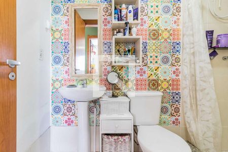 Apartamento à venda com 62m², 2 quartos e 1 vagaBanheiro Social