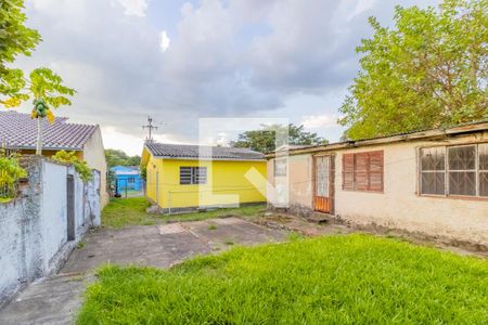 Casa à venda com 65m², 2 quartos e 3 vagas Casa à venda com 65m², 2 quartos e 3 vagasQuintal