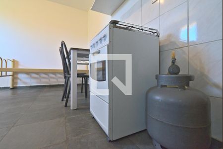 Quarto/Sala de kitnet/studio para alugar com 1 quarto, 40m² em Cidade Universitária, Campinas