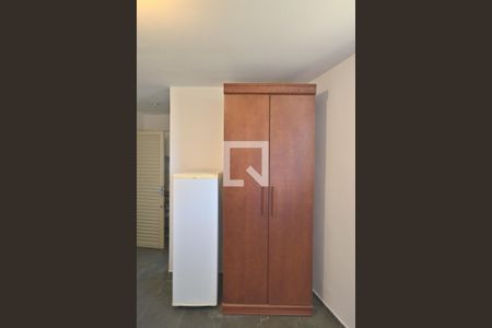 Quarto/Sala de kitnet/studio para alugar com 1 quarto, 40m² em Cidade Universitária, Campinas