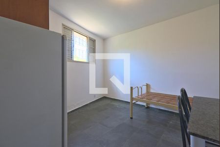Quarto/Sala de kitnet/studio para alugar com 1 quarto, 40m² em Cidade Universitária, Campinas