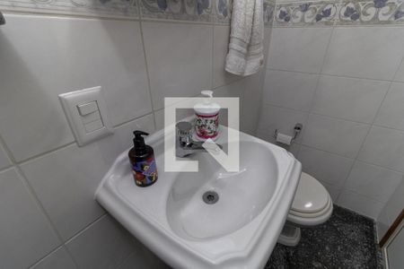 Casa para alugar com 390m², 5 quartos e 4 vagas Casa para alugar com 390m², 5 quartos e 4 vagasLavabo