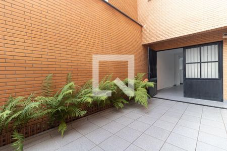 Casa para alugar com 390m², 5 quartos e 4 vagas Casa para alugar com 390m², 5 quartos e 4 vagasQuintal