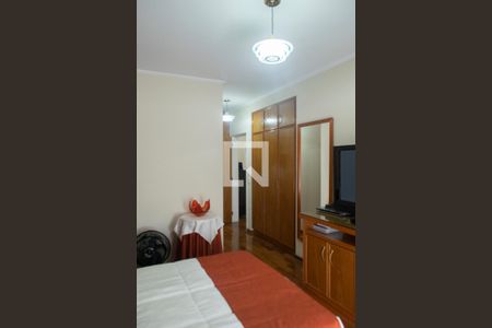 Apartamento à venda com 220m², 4 quartos e 4 vagas Apartamento à venda com 220m², 4 quartos e 4 vagasQuarto 3 suite