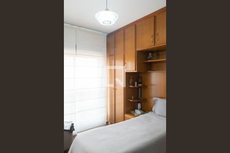 Apartamento à venda com 220m², 4 quartos e 4 vagas Apartamento à venda com 220m², 4 quartos e 4 vagasQuarto 2