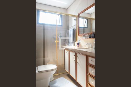 Apartamento à venda com 220m², 4 quartos e 4 vagas Apartamento à venda com 220m², 4 quartos e 4 vagasBanheiro quarto 2