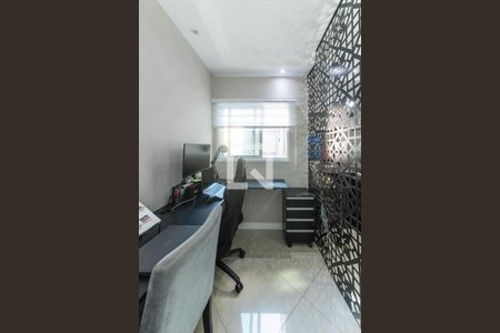 Apartamento à venda com 168m², 3 quartos e 2 vagasEscritório