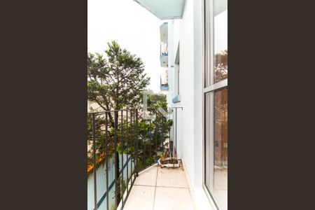 Sacada de apartamento para alugar com 2 quartos, 52m² em Vila Monte Belo, Itaquaquecetuba