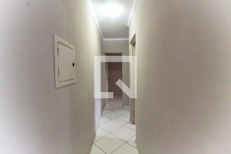 Corredor de apartamento para alugar com 2 quartos, 52m² em Vila Monte Belo, Itaquaquecetuba