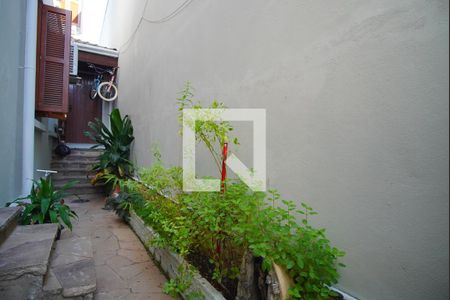 Casa à venda com 340m², 4 quartos e 2 vagasPátio _Fundos 