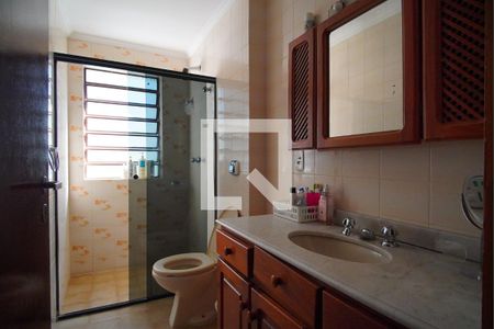 Casa à venda com 340m², 4 quartos e 2 vagasBanheiro Corredor 