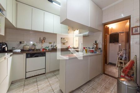 Casa à venda com 280m², 3 quartos e 3 vagasCozinha