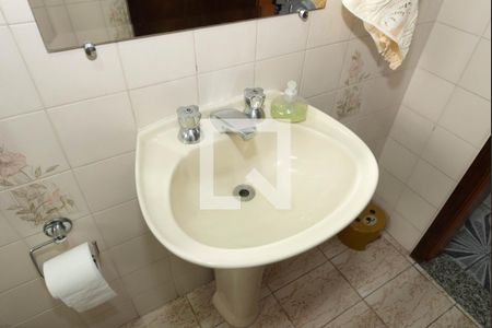 Casa à venda com 280m², 3 quartos e 3 vagasBanheiro do Salão de Festas