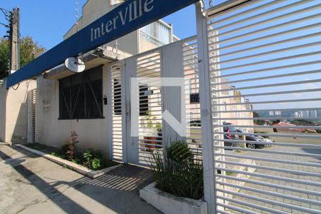 Casa de condomínio à venda com 101m², 3 quartos e 2 vagasFachada