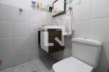 Casa de condomínio à venda com 101m², 3 quartos e 2 vagasBanheiro comum