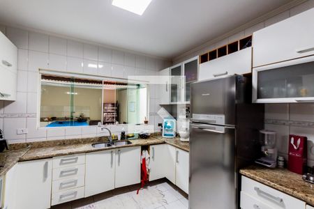 Casa à venda com 300m², 5 quartos e 4 vagas Casa à venda com 300m², 5 quartos e 4 vagasCozinha