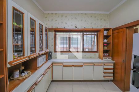 Casa à venda com 300m², 4 quartos e 3 vagas