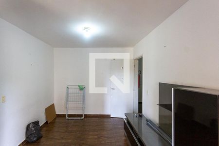 Sala de apartamento para alugar com 2 quartos, 50m² em Jardim Três Marias, São Paulo