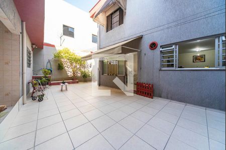 Casa à venda com 295m², 3 quartos e 3 vagasQuintal