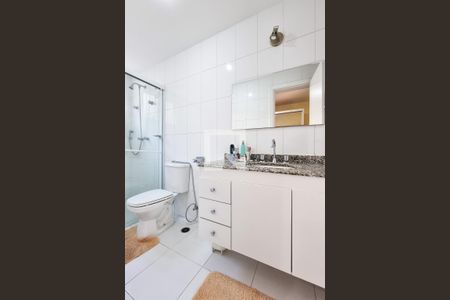 Apartamento para alugar com 188m², 3 quartos e 3 vagasBanheiro