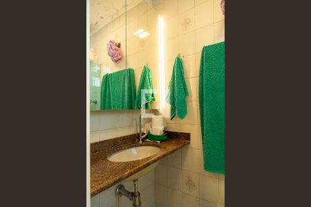 Casa à venda com 191m², 3 quartos e 2 vagas Casa à venda com 191m², 3 quartos e 2 vagasBanheiro da Suíte 1