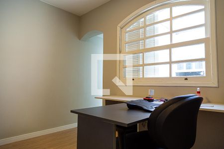 Casa à venda com 191m², 3 quartos e 2 vagas Casa à venda com 191m², 3 quartos e 2 vagasQuarto 1