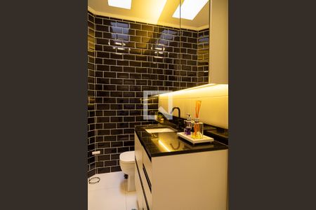 Casa à venda com 191m², 3 quartos e 2 vagas Casa à venda com 191m², 3 quartos e 2 vagasBanheiro da Suíte 2