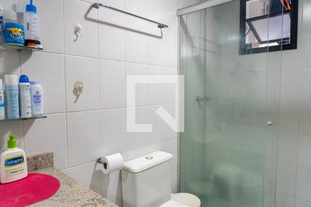 Apartamento à venda com 84m², 3 quartos e 2 vagas Apartamento à venda com 84m², 3 quartos e 2 vagasBanheiro da Suíte