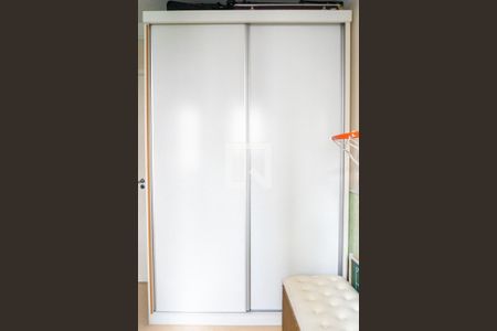 Apartamento à venda com 84m², 3 quartos e 2 vagas Apartamento à venda com 84m², 3 quartos e 2 vagasQuarto 1 - Armários