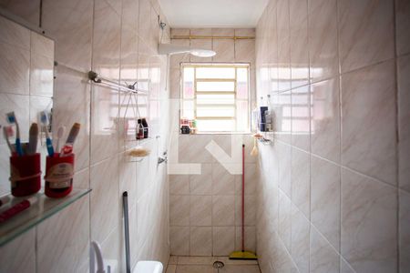 Casa à venda com 158m², 3 quartos e 2 vagasBanheiro