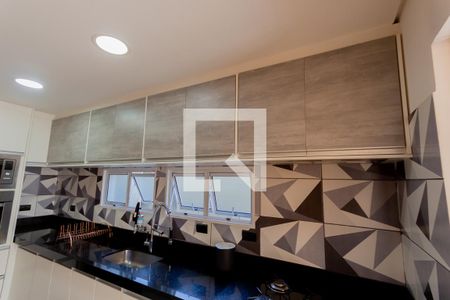 Casa à venda com 150m², 3 quartos e 2 vagas Casa à venda com 150m², 3 quartos e 2 vagasArmário