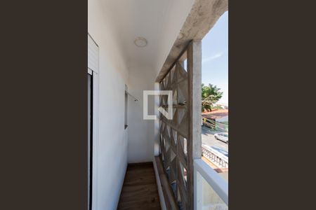 Casa à venda com 150m², 3 quartos e 2 vagas Casa à venda com 150m², 3 quartos e 2 vagasVaranda da Suíte