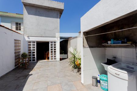 Casa à venda com 150m², 3 quartos e 2 vagas Casa à venda com 150m², 3 quartos e 2 vagasQuintal e Área de Serviço