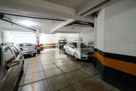 Apartamento à venda com 140m², 3 quartos e 2 vagas Apartamento à venda com 140m², 3 quartos e 2 vagasGaragem