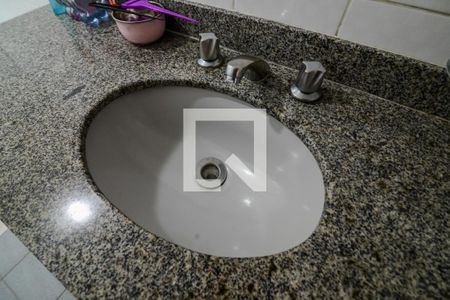 Apartamento à venda com 140m², 3 quartos e 2 vagas Apartamento à venda com 140m², 3 quartos e 2 vagasBanheiro Social