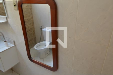 Casa de condomínio à venda com 308m², 5 quartos e 1 vagaLavabo