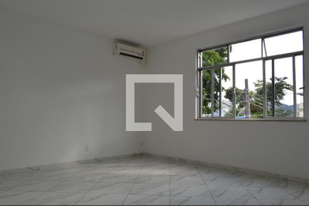Casa de condomínio à venda com 308m², 5 quartos e 1 vagaQuarto 4