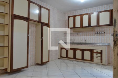 Casa de condomínio à venda com 308m², 5 quartos e 1 vagaCozinha