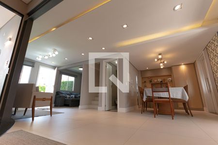 Casa à venda com 154m², 3 quartos e 3 vagas Casa à venda com 154m², 3 quartos e 3 vagasSala de Jantar