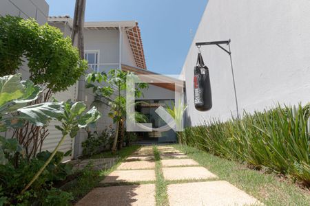 Casa à venda com 154m², 3 quartos e 3 vagas Casa à venda com 154m², 3 quartos e 3 vagasjardim