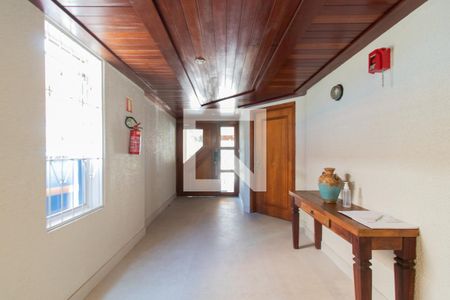 Apartamento à venda com 122m², 2 quartos e 2 vagas Apartamento à venda com 122m², 2 quartos e 2 vagasHall social