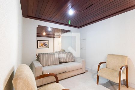 Apartamento à venda com 122m², 2 quartos e 2 vagas Apartamento à venda com 122m², 2 quartos e 2 vagasHall social