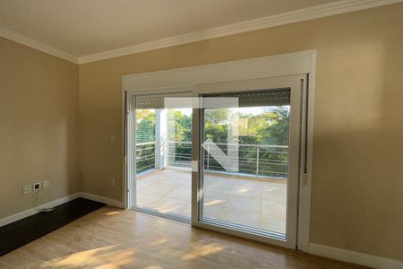 Casa à venda com 300m², 4 quartos e 4 vagasPorta Janela da Sala da Lareira